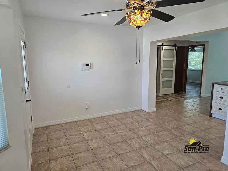 139 Riverwalk Ct — Photo 17