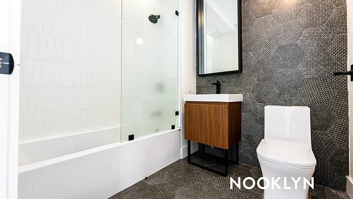 Rented by Nooklyn NYC LLC | media 72