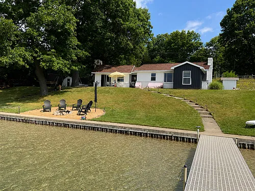 12495 Oakwood Shores St Photo 1