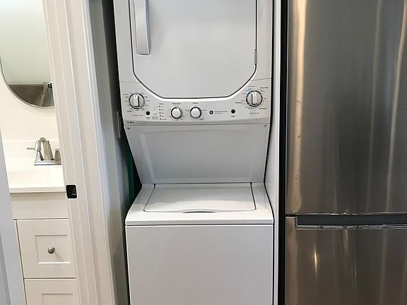 Washer / Dryer unit inside