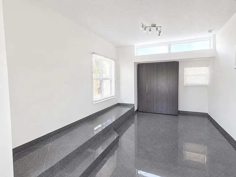 3709 S Olive Ave #301 — Photo 7