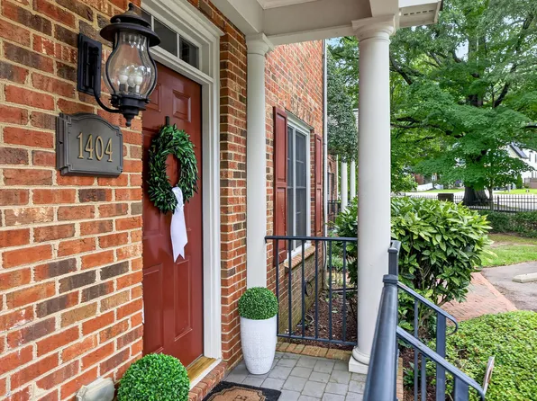 1404 Governors Ct, Raleigh, NC 27604