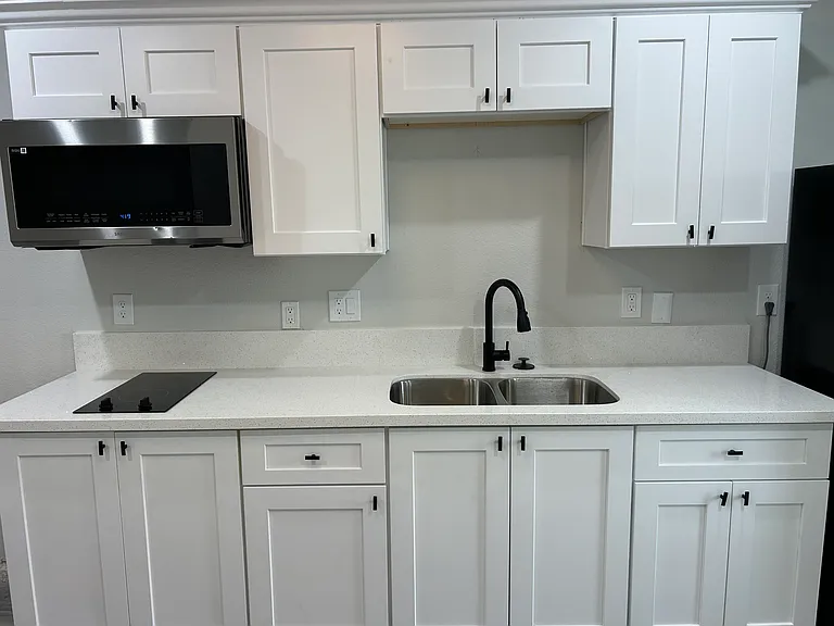 1453 Bellglen Dr — Photo 3