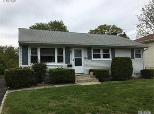 5 Avenue B, Locust Valley, NY 11560