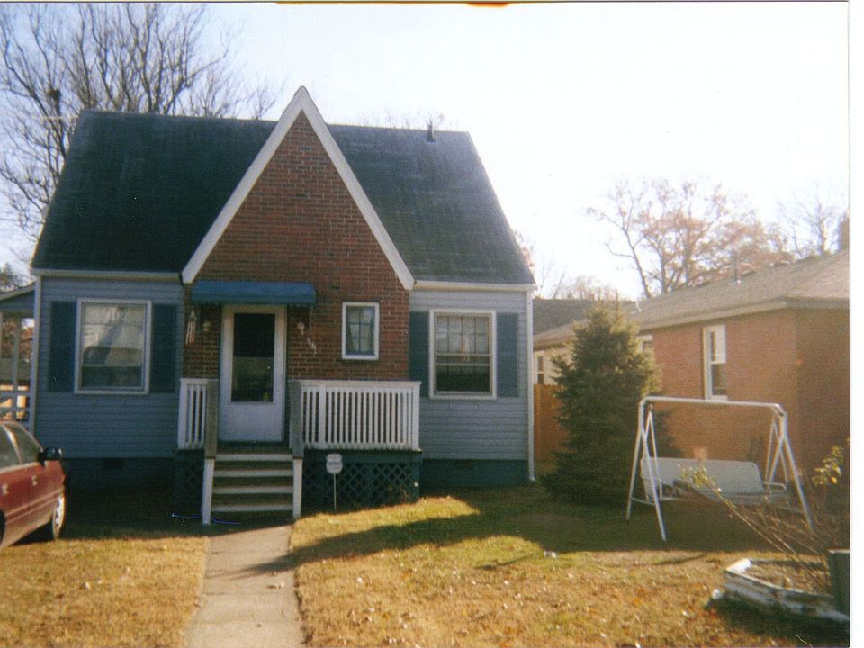 Capecod home 1.5 stories