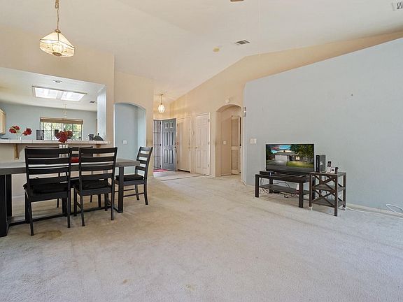 3rd image of 4921 Bernal Dr