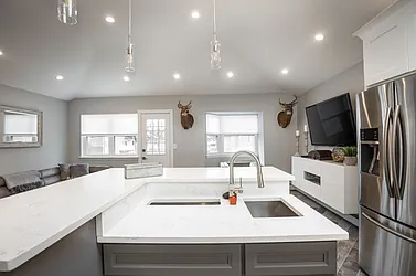 Sold by Century 21 Amiable Realty Group II Inc