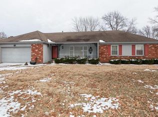 6339 Outlook Dr, Mission, KS 66202