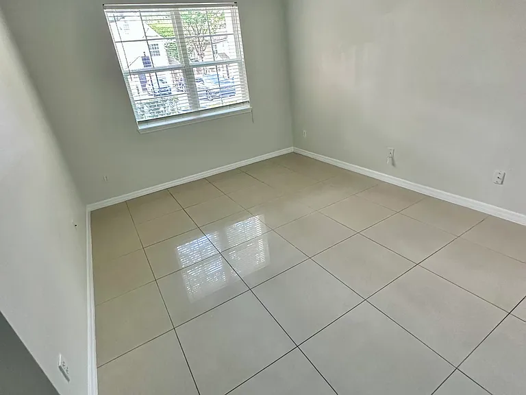 3432 Westchester Square Blvd #101 — Photo 4