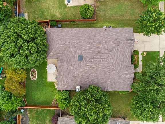 5th image of 3602 Hibiscus Dr