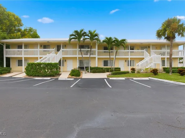 (undisclosed Address), Naples, FL 34112