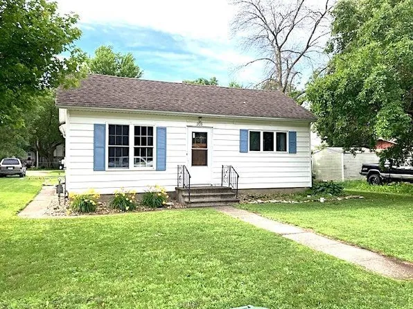 208 W Dow St, Greene, IA 50636