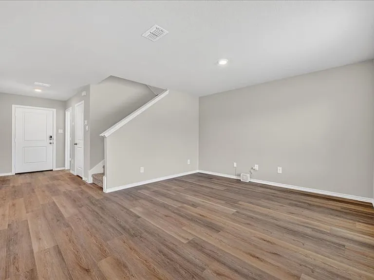 5568 Corduroy Rd — Photo 7