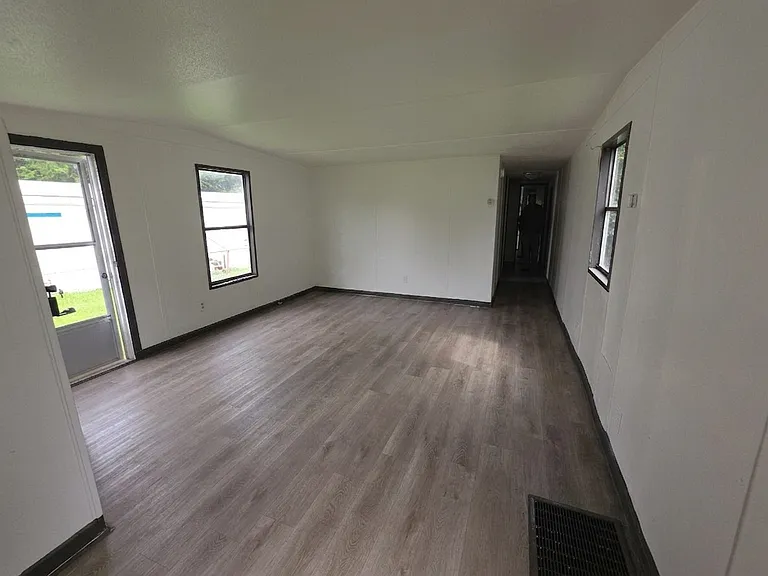 Swan Lake - Rent to Own — Photo 48