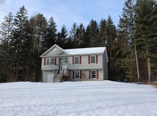 6 Old Forestburg Rd, Sparrow Bush, NY 12780