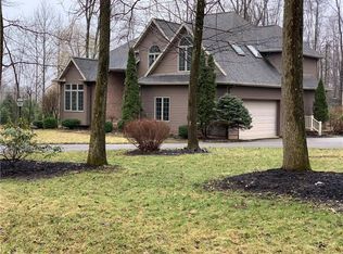 238 Woodland Dr, New Wilmington, PA 16142