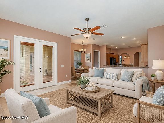 3rd image of 291 Devlin Ct SE