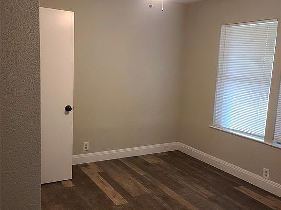 3rd image of 2314 Ramsey Ave