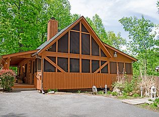 1634 Ridgecrest Dr, Sevierville, TN 37876