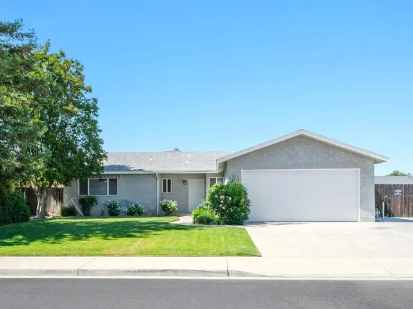 1763 Norwich Ave, Clovis, CA 93611