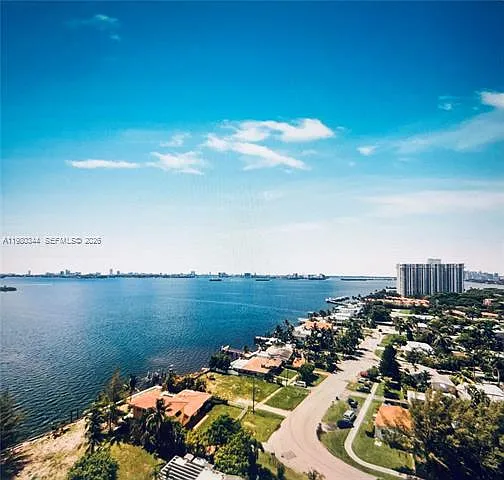 2 bed, $4,200 — Photo 4