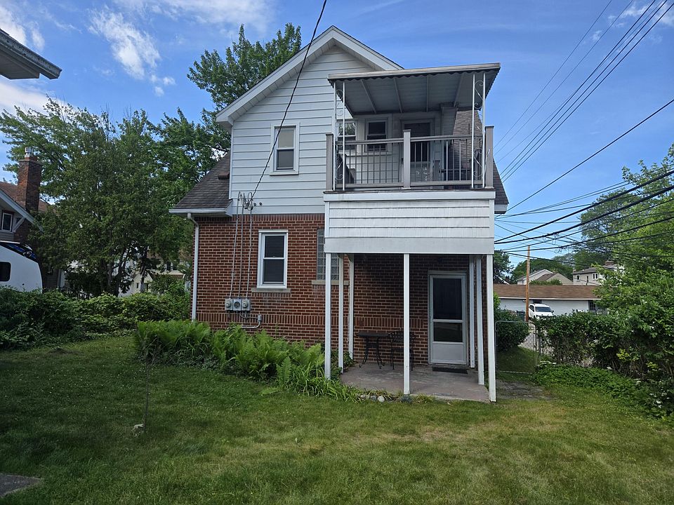 928 Maplegrove Ave, photo 3