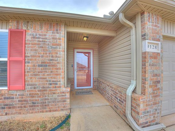 2nd image of 9128 SW 56th St