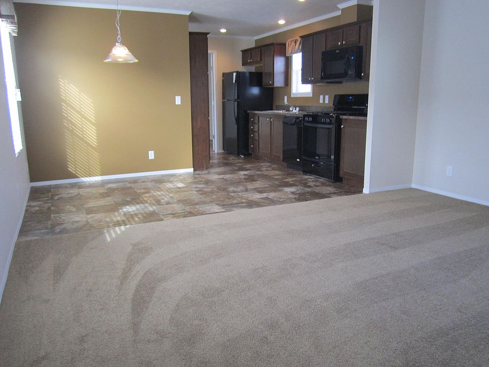 2nd image of 425 Cider Mill Dr #139