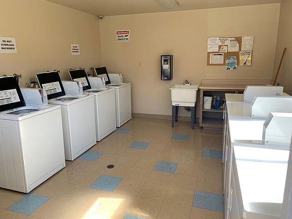 5th image of 1000 Sibley St APT 5