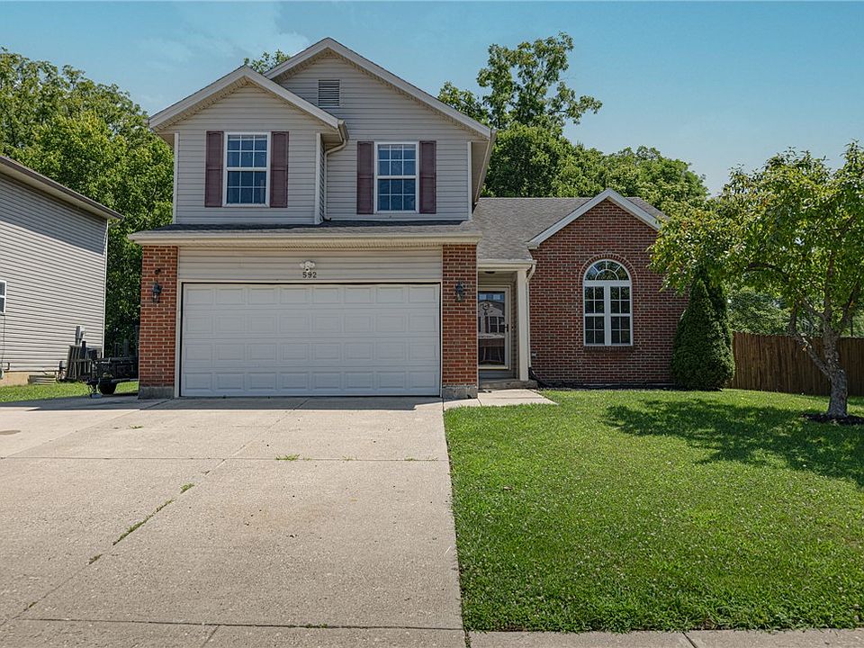 1st image of 592 Sherman Dr