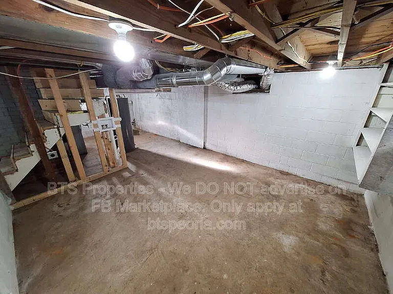 813 E Sciota Ave — Photo 23