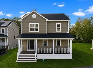 1001 Bay St, Fall River, MA 02724