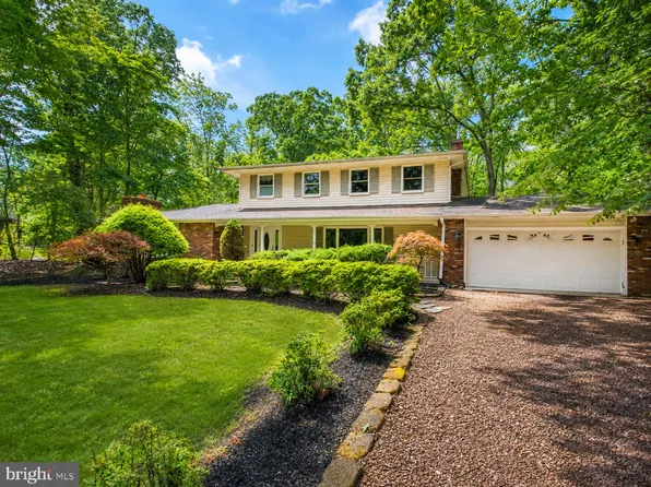 1 Sandra Ln, Tabernacle, NJ 08088