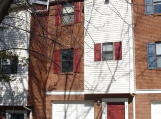 114 Woodhaven Dr, Seven Fields, PA