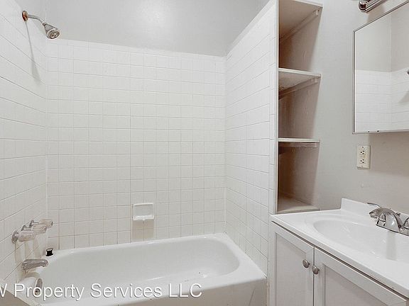 5th image of 1837 Peniston St #1/2