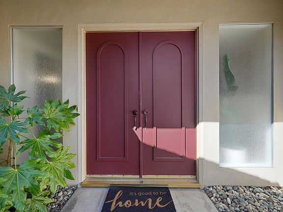 3rd image of 4713 Pedersen Way