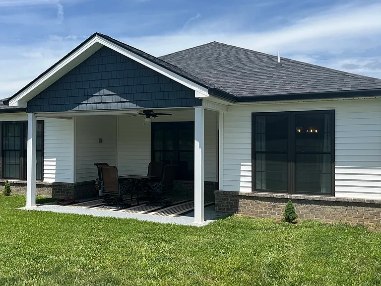 1417 Lemongrass Dr — Photo 4