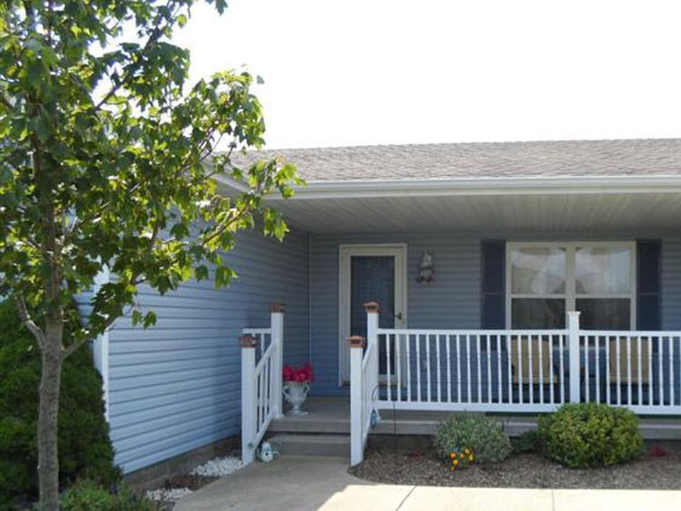 1st image of 783 Birch Ct