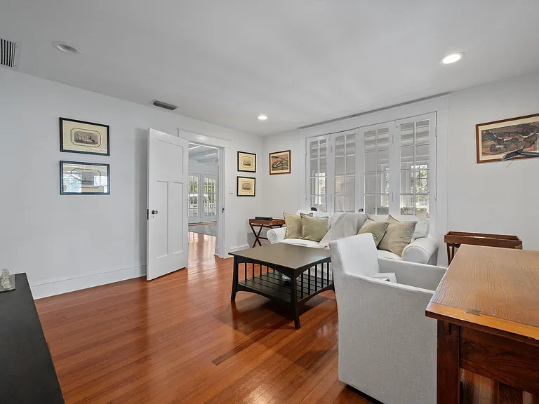 141 Chilean Ave — Photo 7