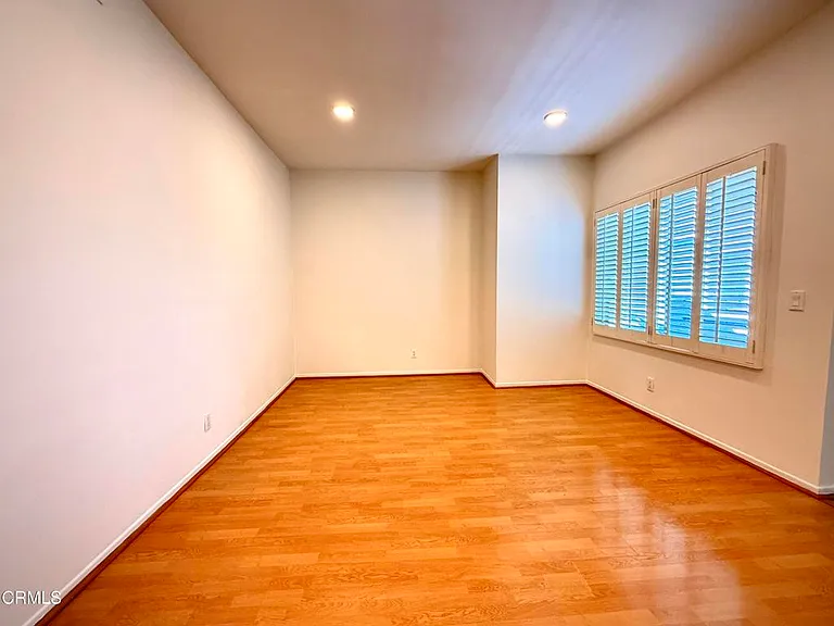 360 S Los Robles Ave #9 — Photo 10