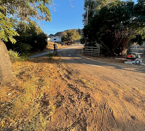 3rd image of 15952 Olde Hwy