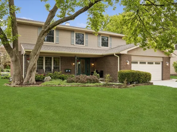 512 68th St, Downers Grove, IL 60516