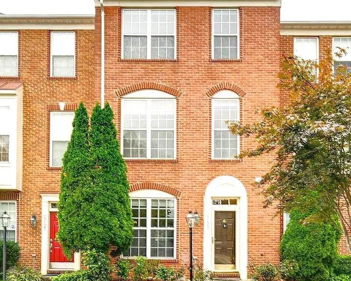 13129 Park Crescent Cir — Photo 1