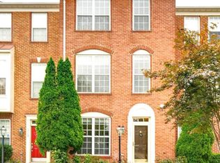 13129 Park Crescent Cir, Herndon, VA 20171