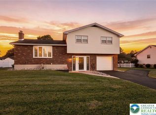 1543 Stoke Park Rd, Bethlehem, PA 18017