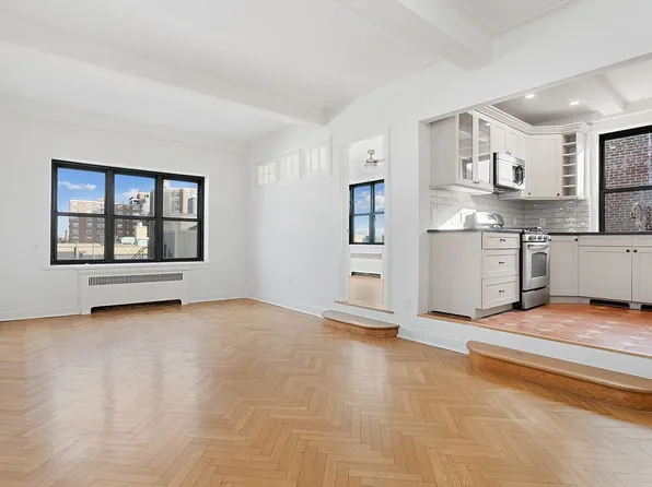 255 Cabrini Blvd APT 8D, New York, NY 10040