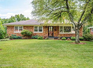 1940 Meadowcreek Dr, Louisville, KY 40218