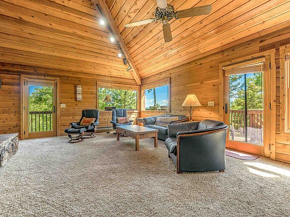 5th image of 60 Taos Dr