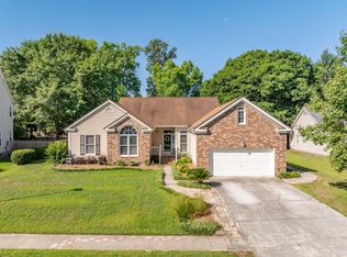 123 Essex Dr, Summerville, SC 29485