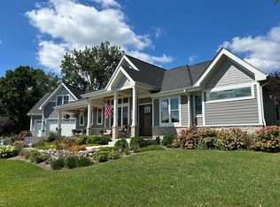 5N107 Burr Rd, Saint Charles, IL 60175